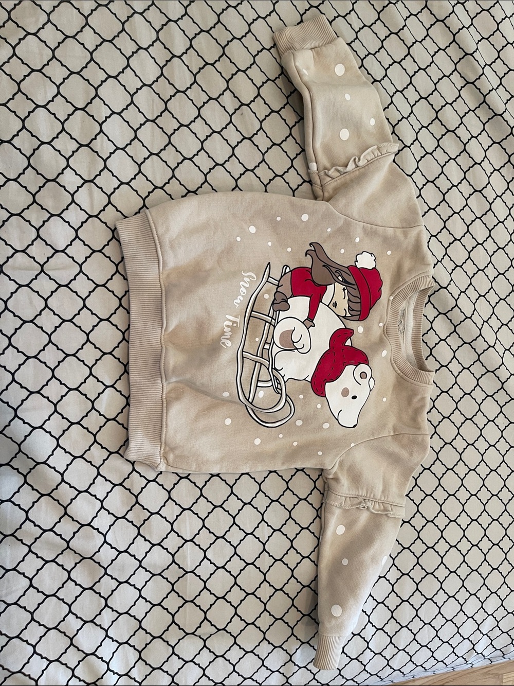 Kids' Beige Holiday Sweatshirt with Red Accents